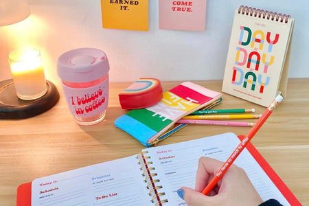 Must-Haves for an Aesthetic Work Desk