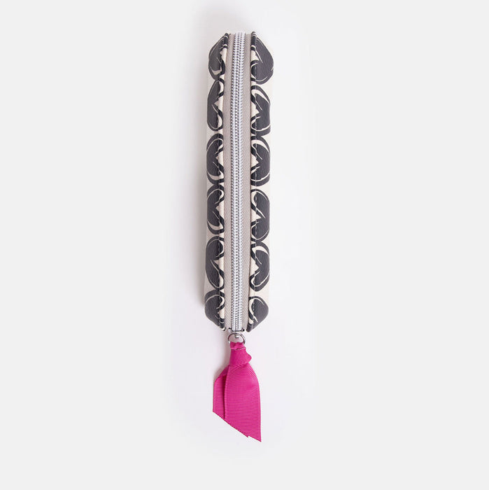 Pencil Case Mono Linked Heart