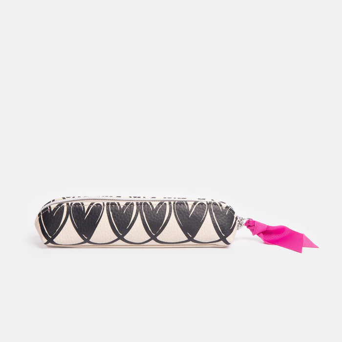 Pencil Case Mono Linked Heart