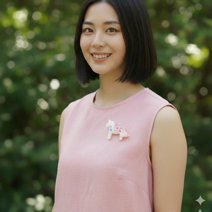 Horse Polkadot White Brooch